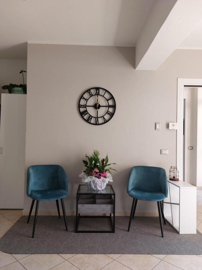 Hotel Kaly Ventimiglia Bagian luar foto